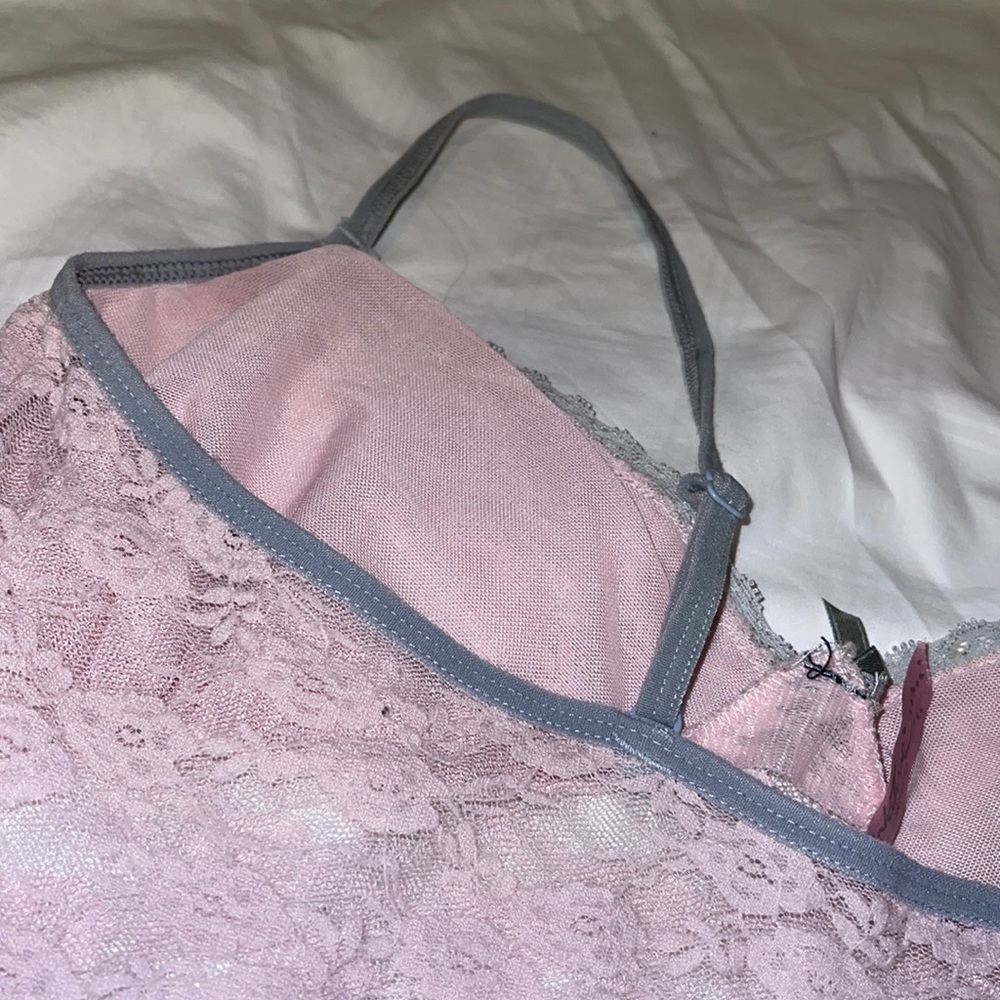 Top - Picture 5 of 6